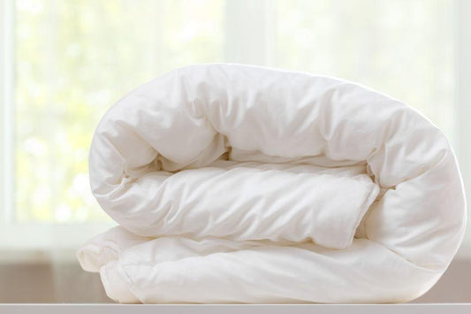 Duvets and Comforters – What’s the Difference? - City Mattress Staging