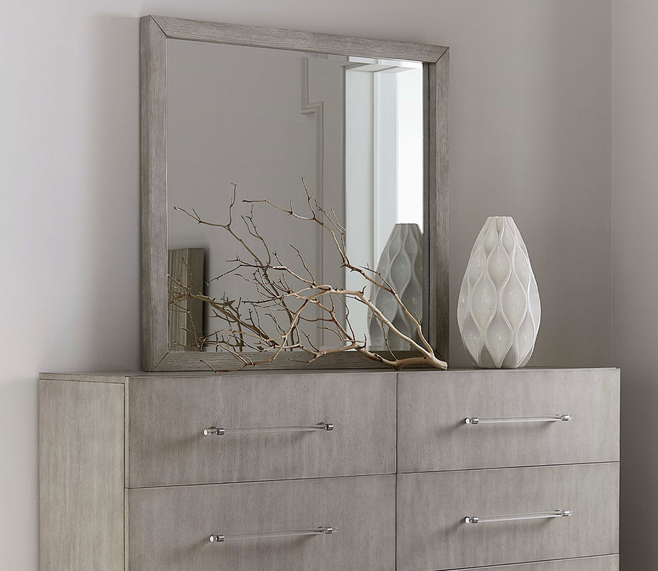Argento dresser with mirror in misty grey