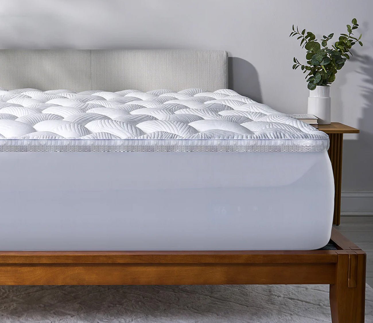 Bedgear React Pro Performance Mattress Topper