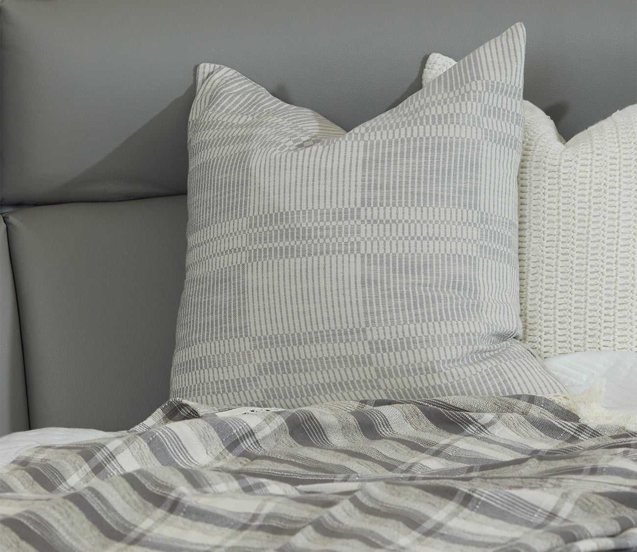 CM Italia Dafne Leather Upholstered Bed by CM Italia