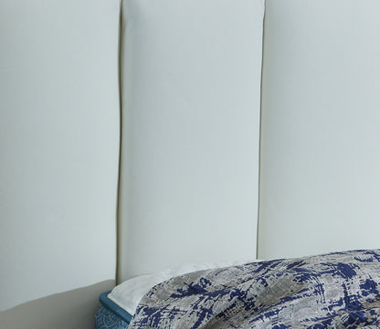CM Italia Narciso Leather Upholstered Bed by CM Italia