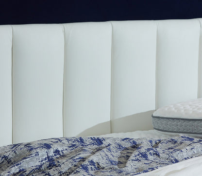 CM Italia Narciso Leather Upholstered Bed by CM Italia