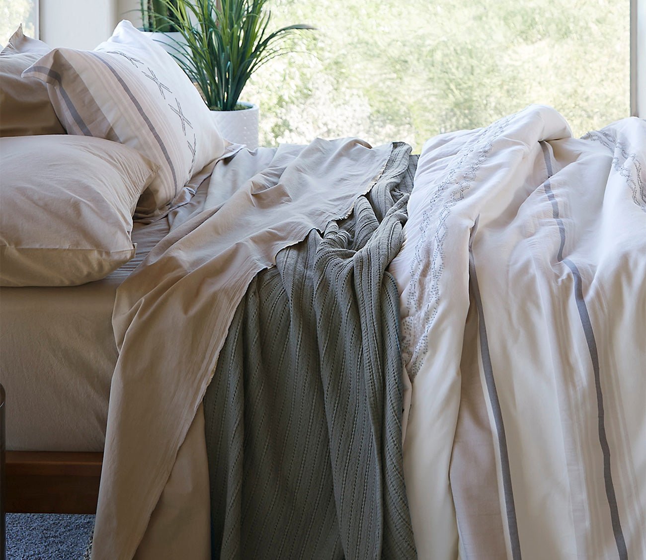 Dr. Weil Ridgeback Coverlet