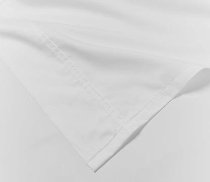 DreamFit 100% Egyptian Cotton Sheet Set by DreamFit in white, detail of stitching