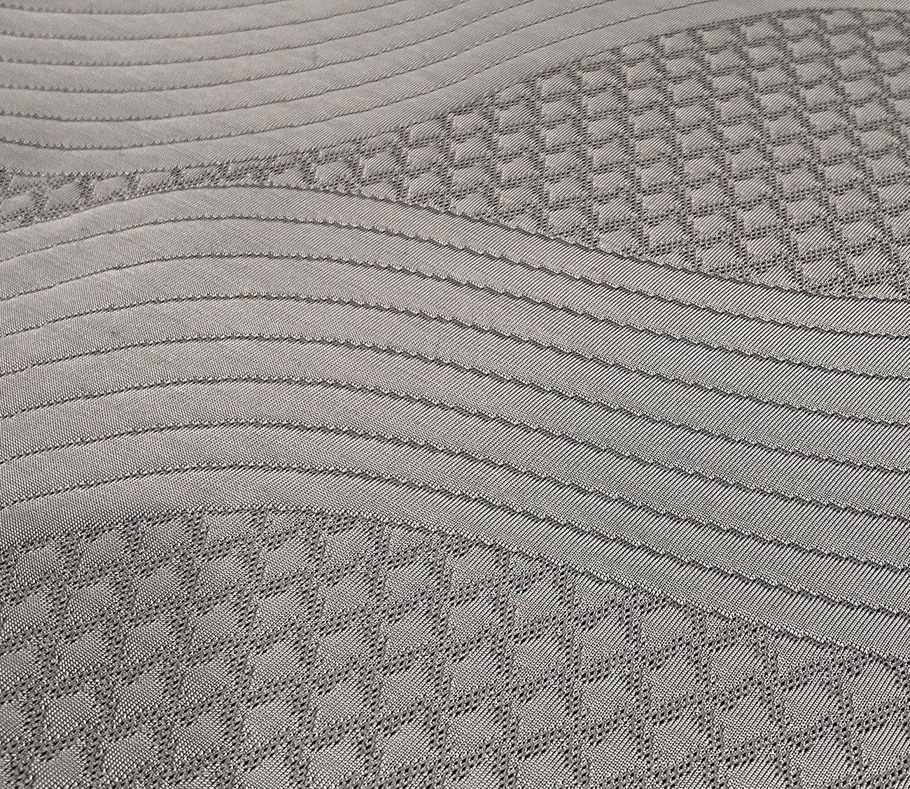 GhostBed Supreme Foam top of bed pattern