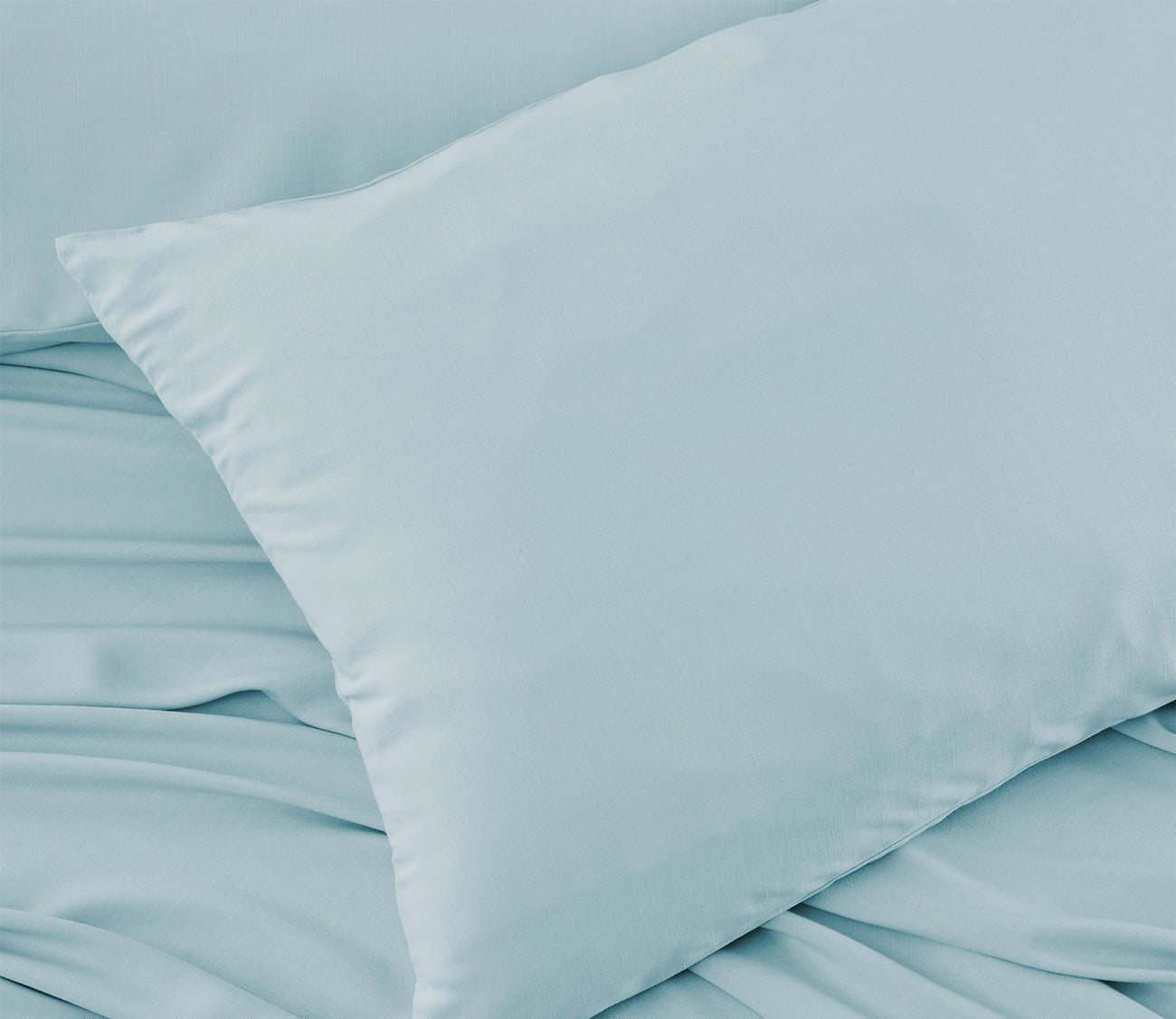 Bedgear Hyper-Linen Sheet Set in misty blue, closeup of pillowcase