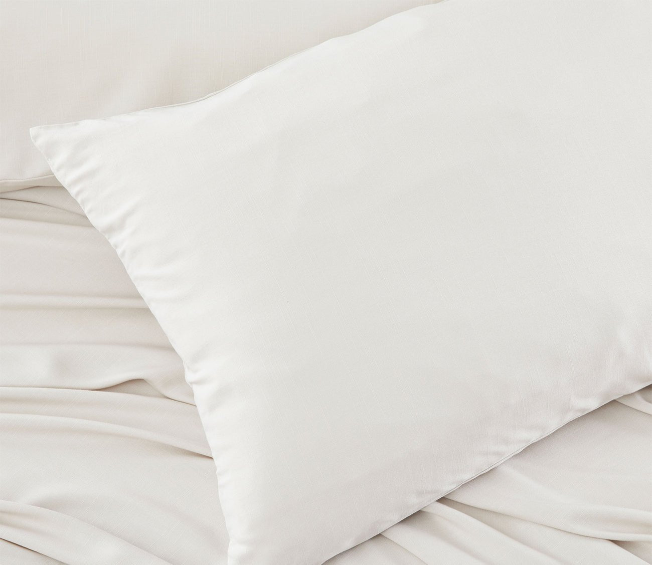 Bedgear Hyper-Linen Sheet Set in white, closeup of pillowcase