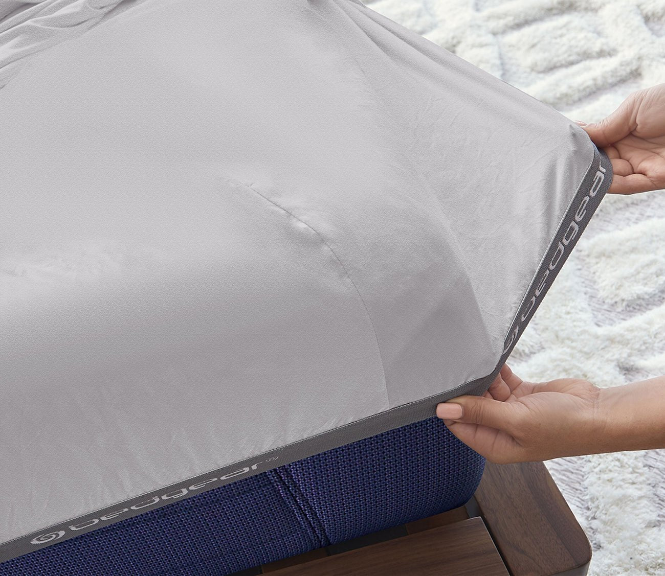 Hyper-Wool Sheet Set by Bedgear - white fitted sheet with strong elastic for secure fit