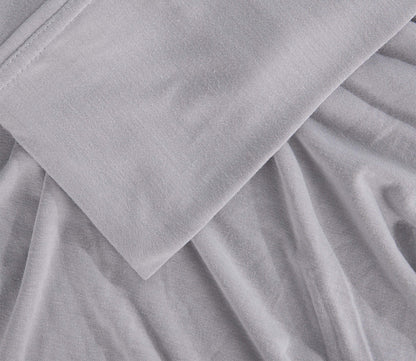 Hyper-Wool Sheet Set by Bedgear in gray, detail