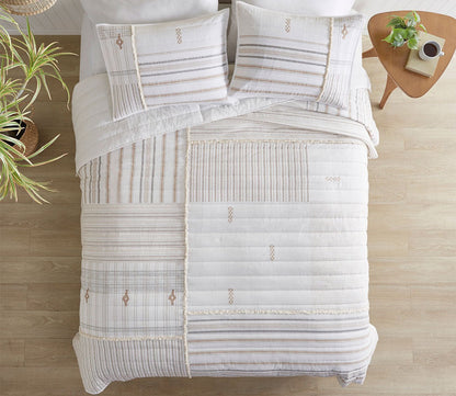 Ink & Ivy Salar Printed Cotton Coverlet by INK + IVY