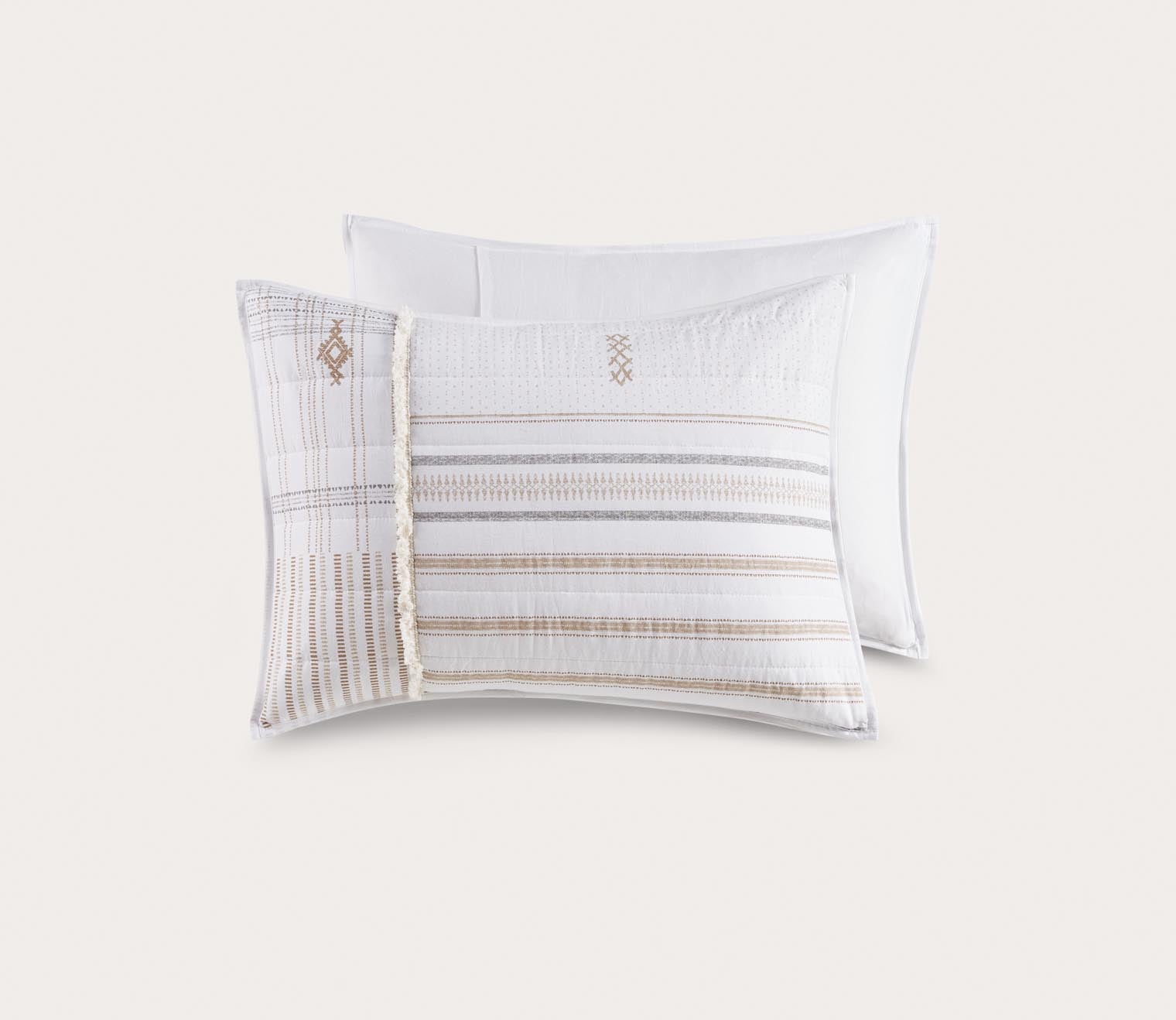 Ink & Ivy Salar Printed Cotton Coverlet by INK + IVY