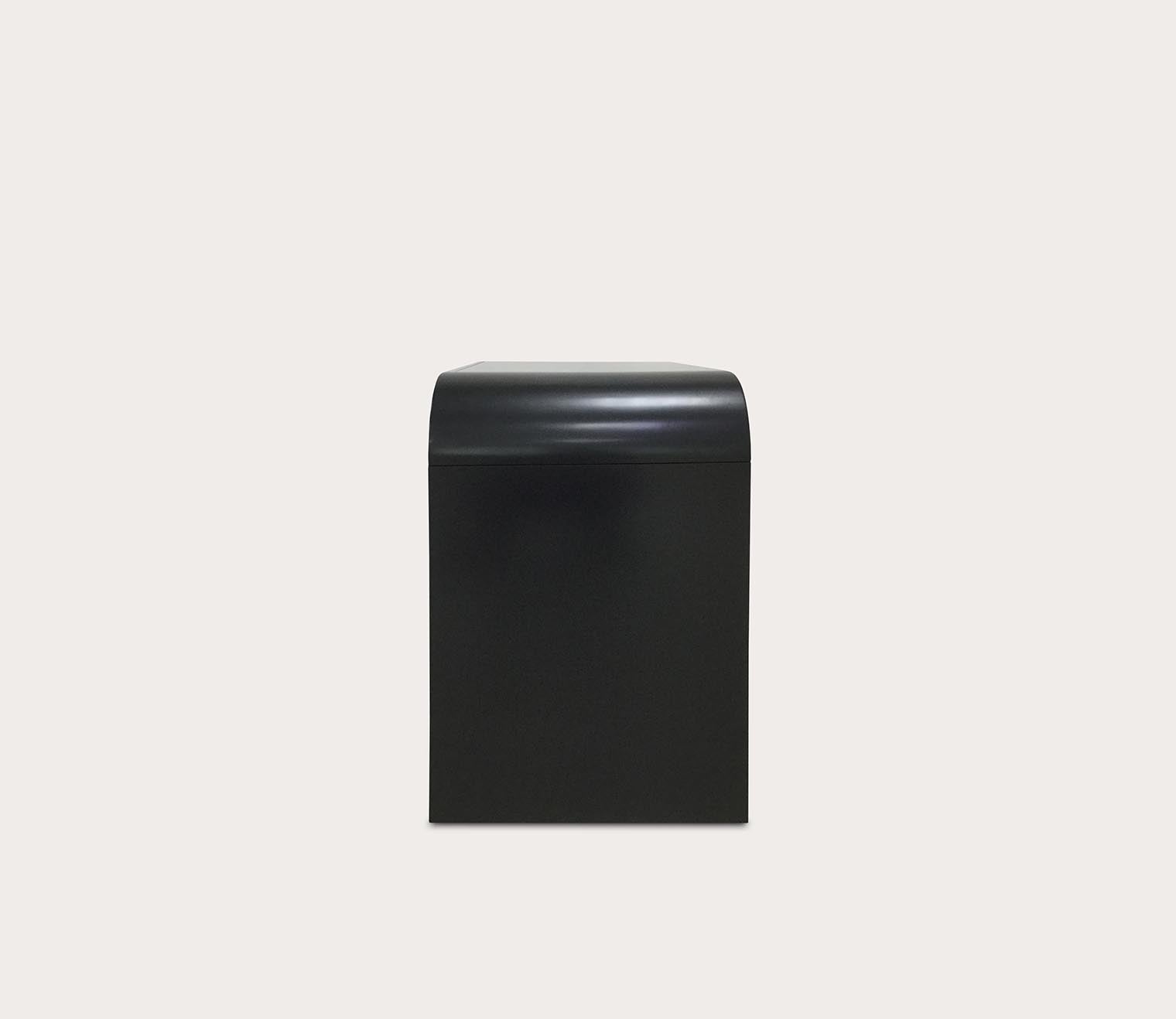 Liabella 1-Drawer Curved Nightstand by Safavieh - black silo side view