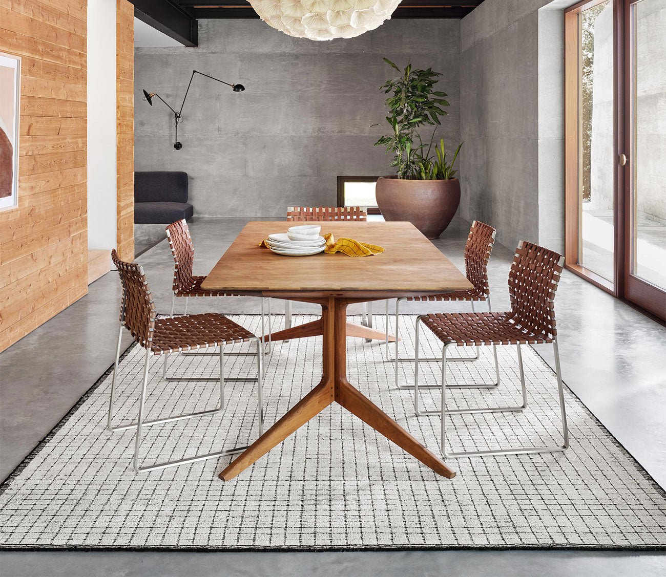 Loloi Beverly Ivory Black Area Rug by Loloi