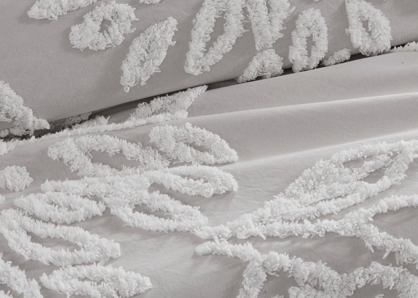 Madison Park Veronica 3 - Piece Duvet Cover Set by Madison Park