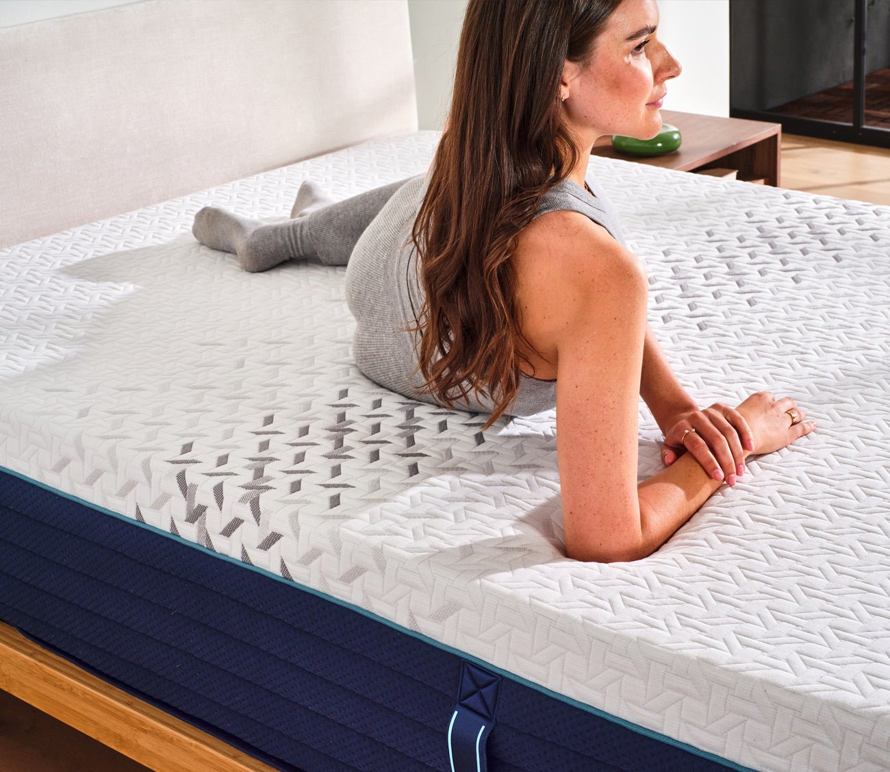 Close-up of Nectar 5.1 Premier Hybrid Mattress featuring minimal motion transfer.