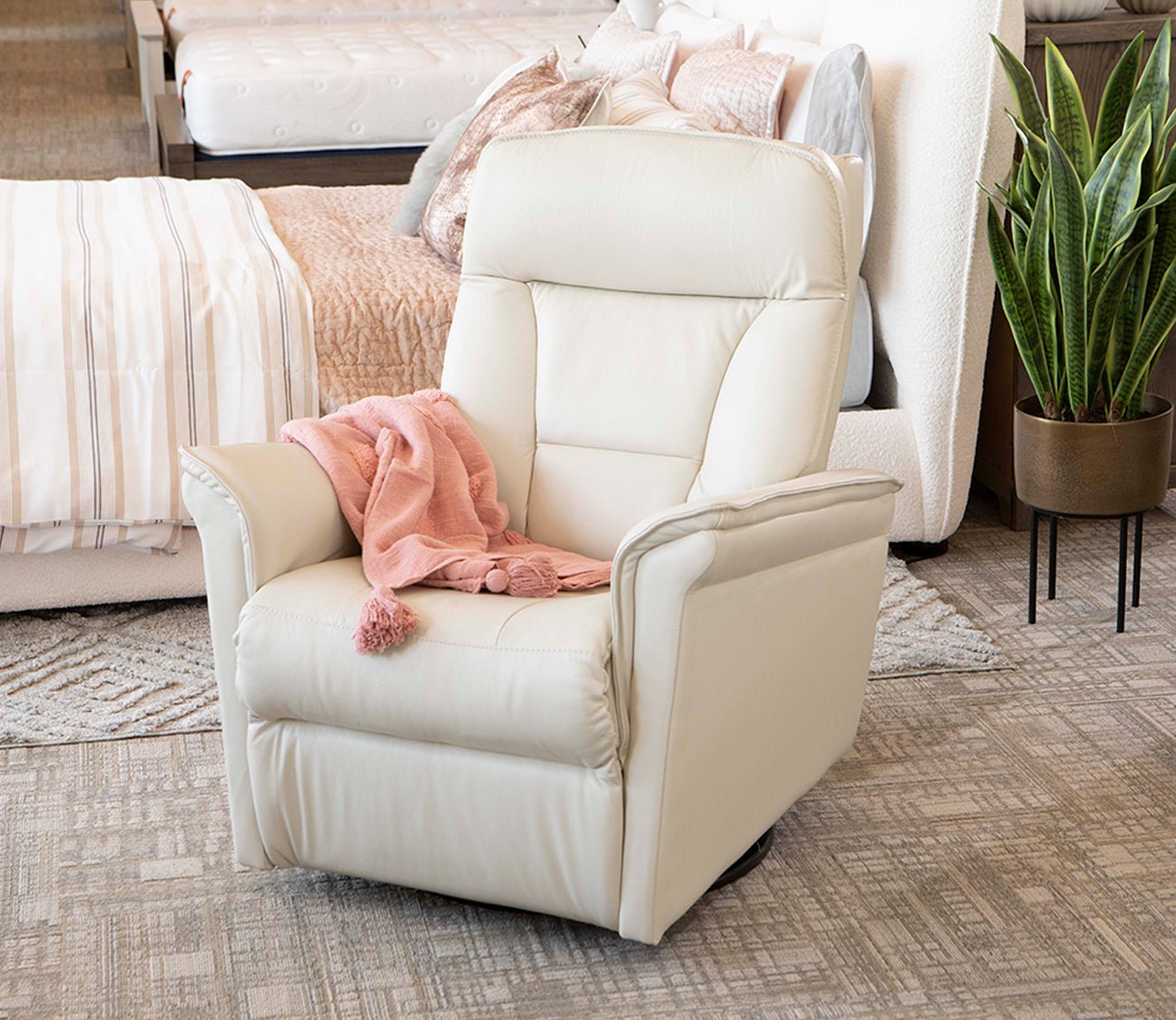 Palliser Stonegate II White Recliner by Palliser