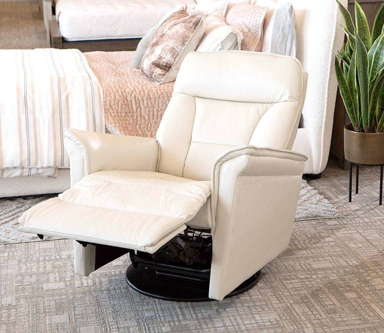 Palliser Stonegate II White Recliner by Palliser