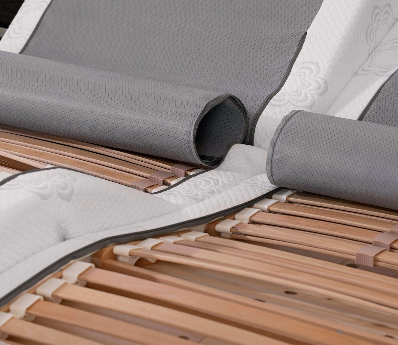PranaSleep Luxe Adjustable Slat Bed Base by PranaSleep