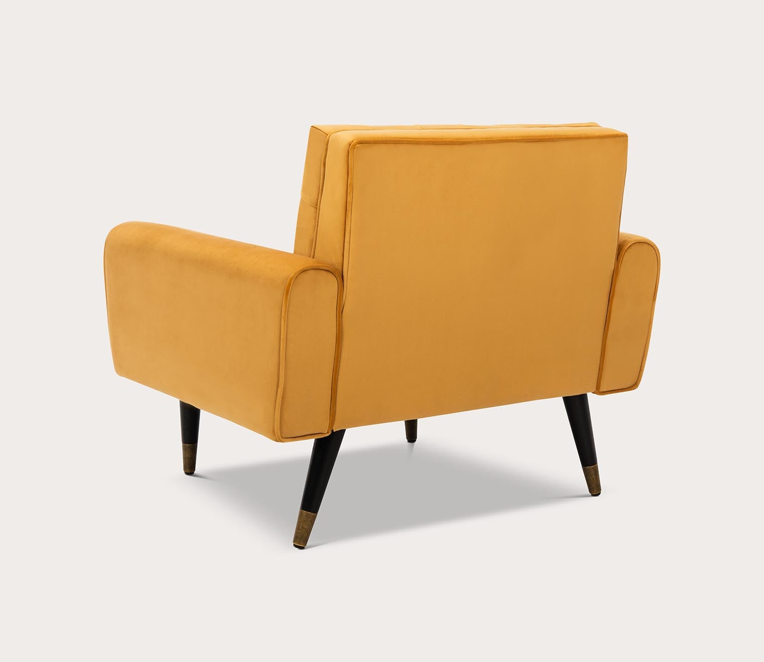 Safavieh Amaris Tufted Accent Chair by Safavieh
