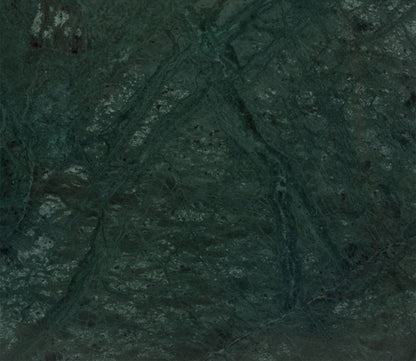 Safavieh Evrynne Round Accent Table by Safavieh