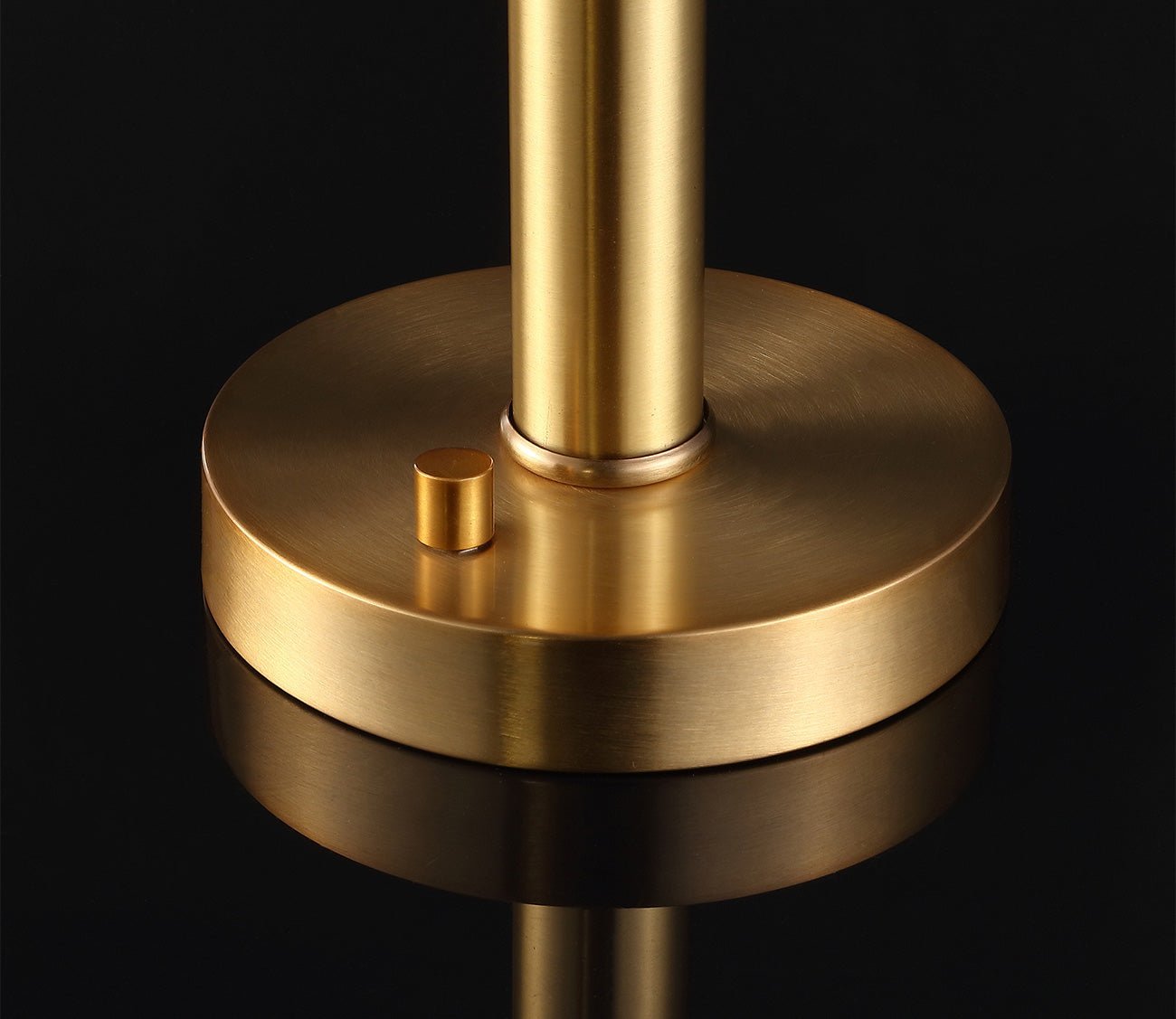 Safavieh Harvey Metal Dome Table Lamp by Safavieh
