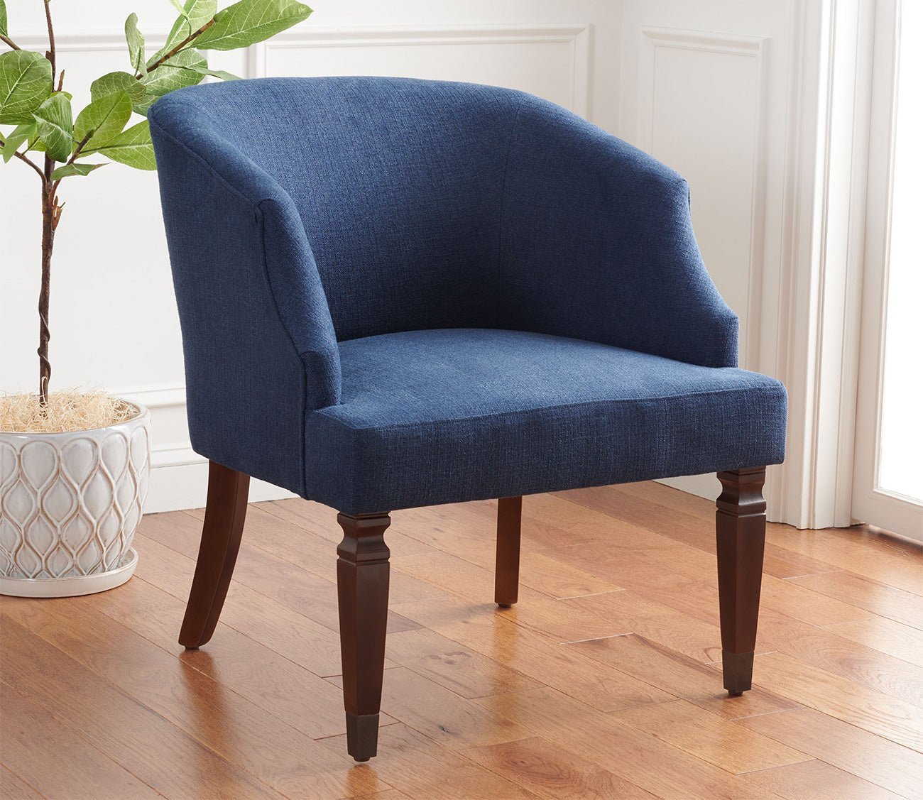 Safavieh Ibuki Accent Chair by Safavieh
