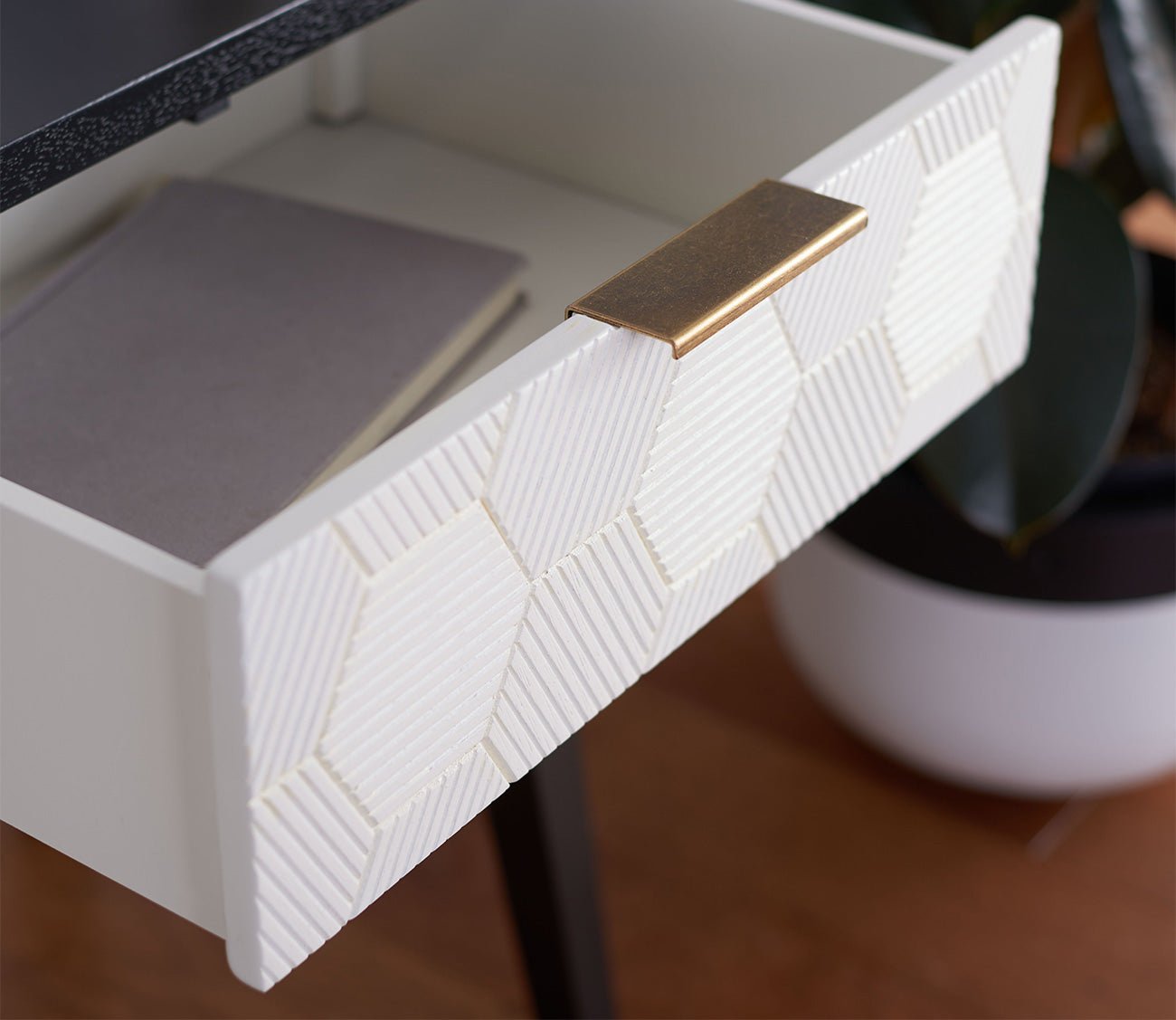 Safavieh Keya 1 - Drawer Accent Table by Safavieh