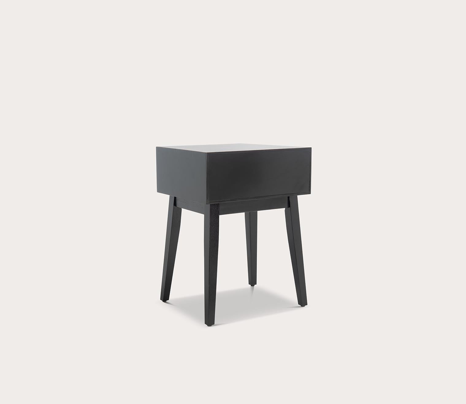 Safavieh Nilo 1 - Drawer Accent Table by Safavieh