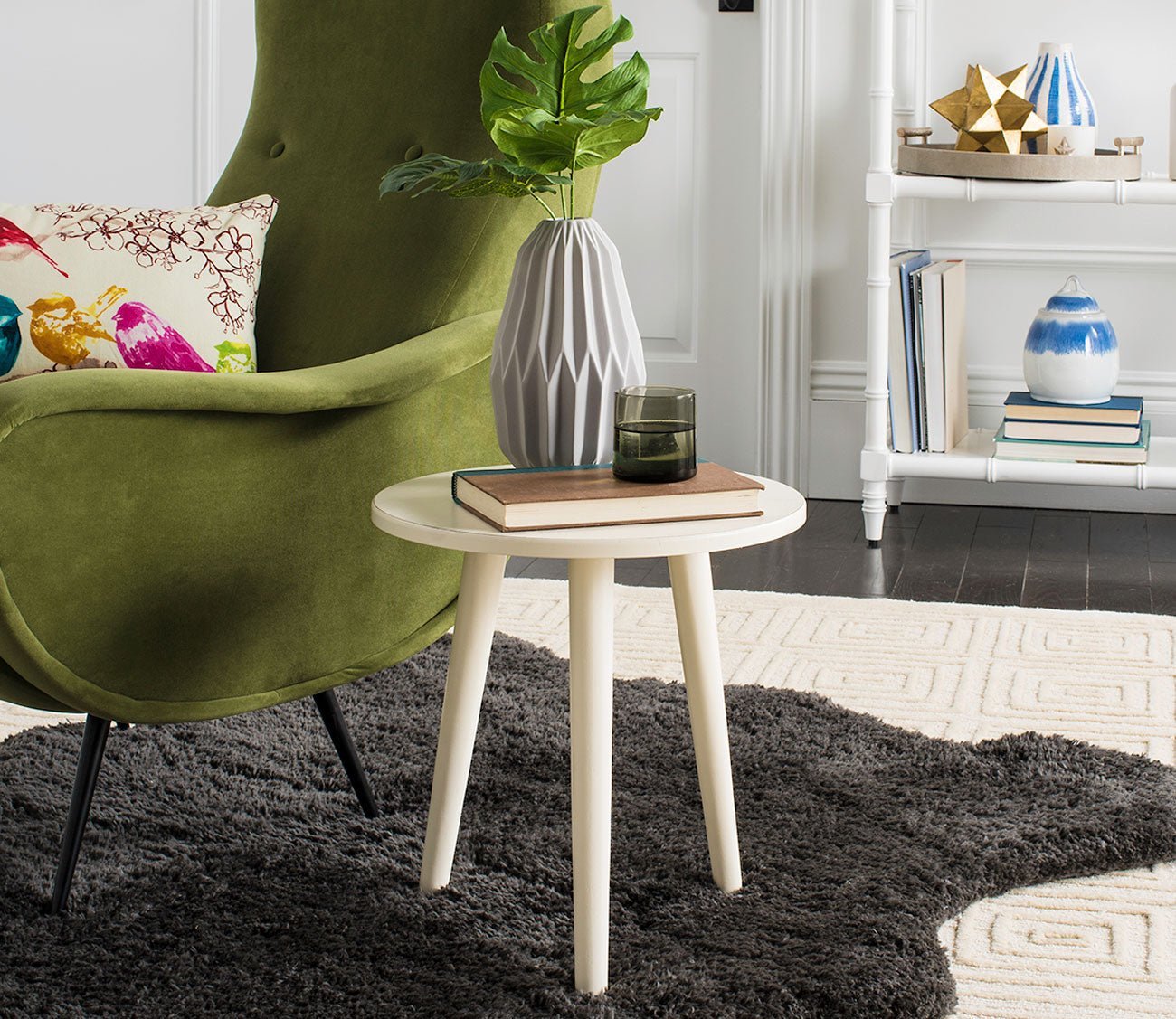Safavieh Orion Round Accent Table