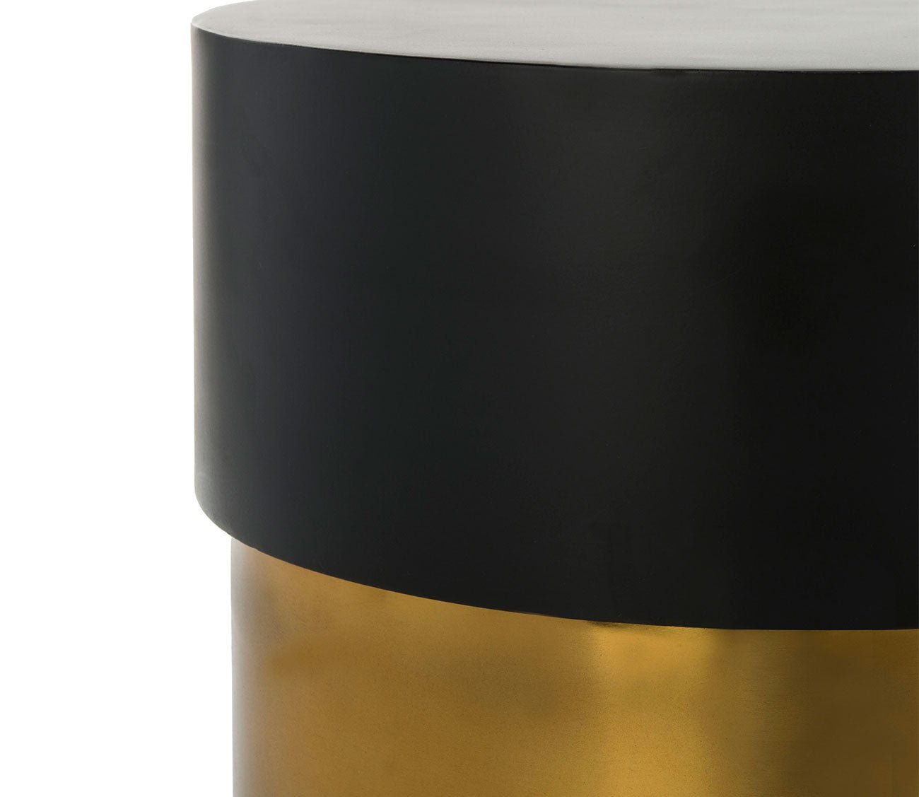 Safavieh Solstice Round Side Table by Safavieh