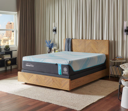 Tempur - LUXEbreeze 2.0 Medium Hybrid Mattress by Tempur - Pedic
