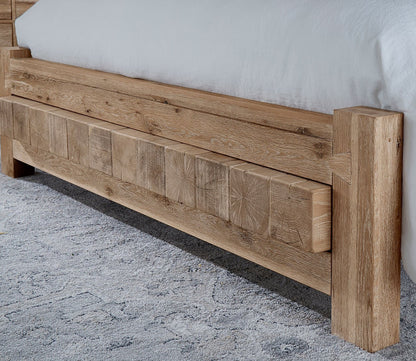 Vaughan Bassett Dovetail 6X6 Bed Bedroom Set by Vaughan Bassett