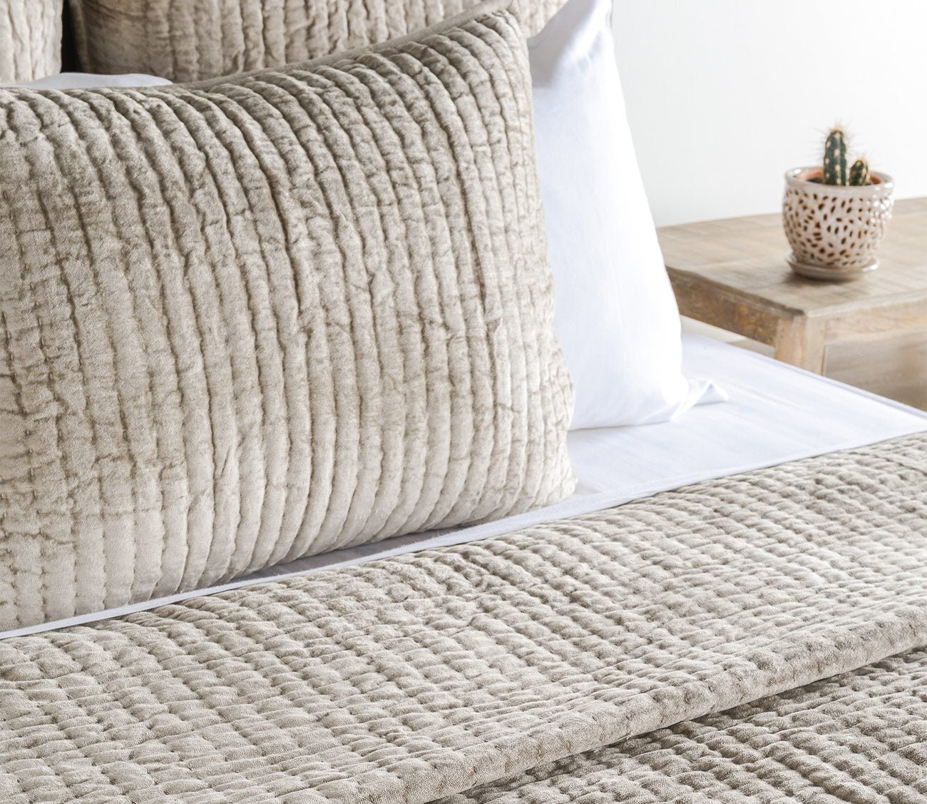 Villa by Classic Home Bari Velvet Pebble Quilt by Villa by Classic Home