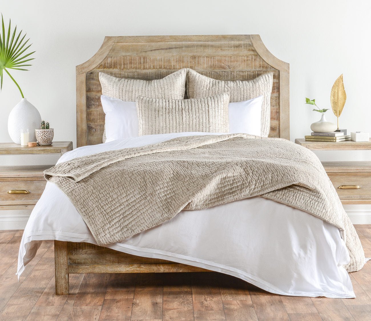 Villa by Classic Home Bari Velvet Pebble Quilt by Villa by Classic Home