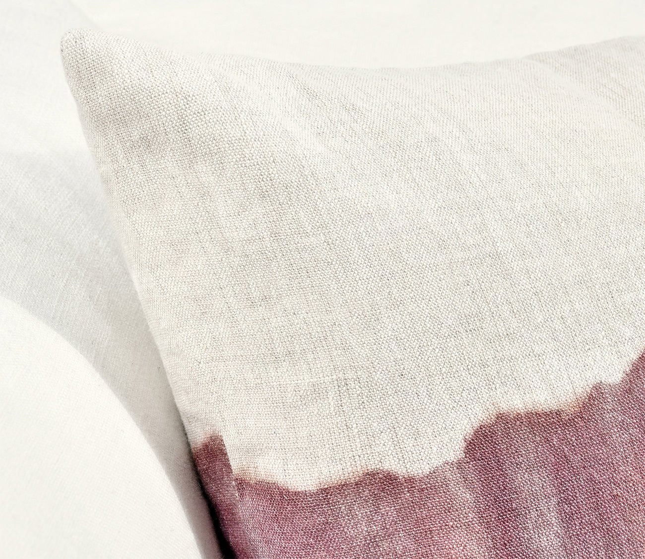 Villa by Classic Home Cora Watercolor Linen Throw Pillow by Villa by Classic Home