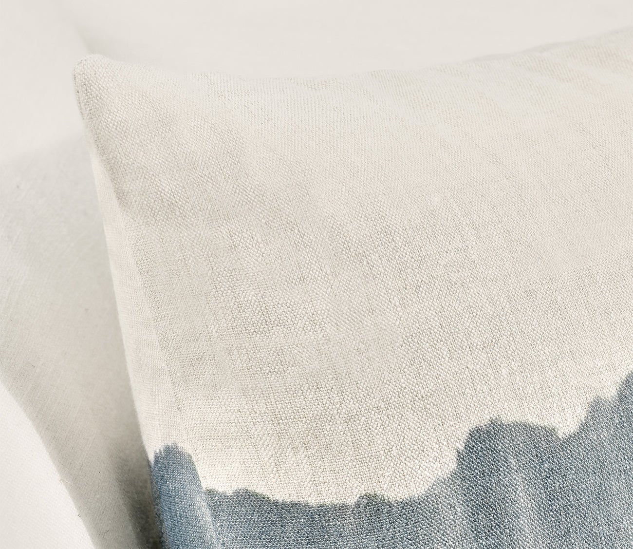 Villa by Classic Home Cora Watercolor Linen Throw Pillow by Villa by Classic Home