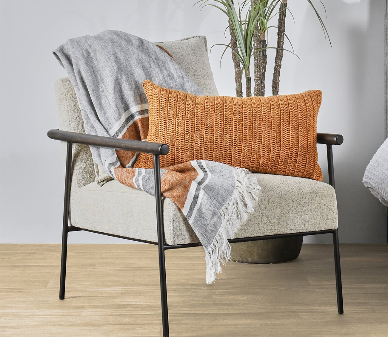 Villa by Classic Home Lima Stripe Throw Blanket by Villa by Classic Home