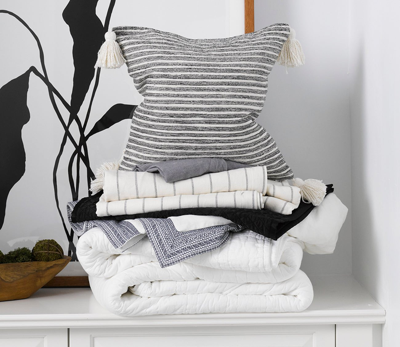 Villa by Classic Home Monaco Ivory Linen 3 - Piece Duvet Cover Set by Villa by Classic Home