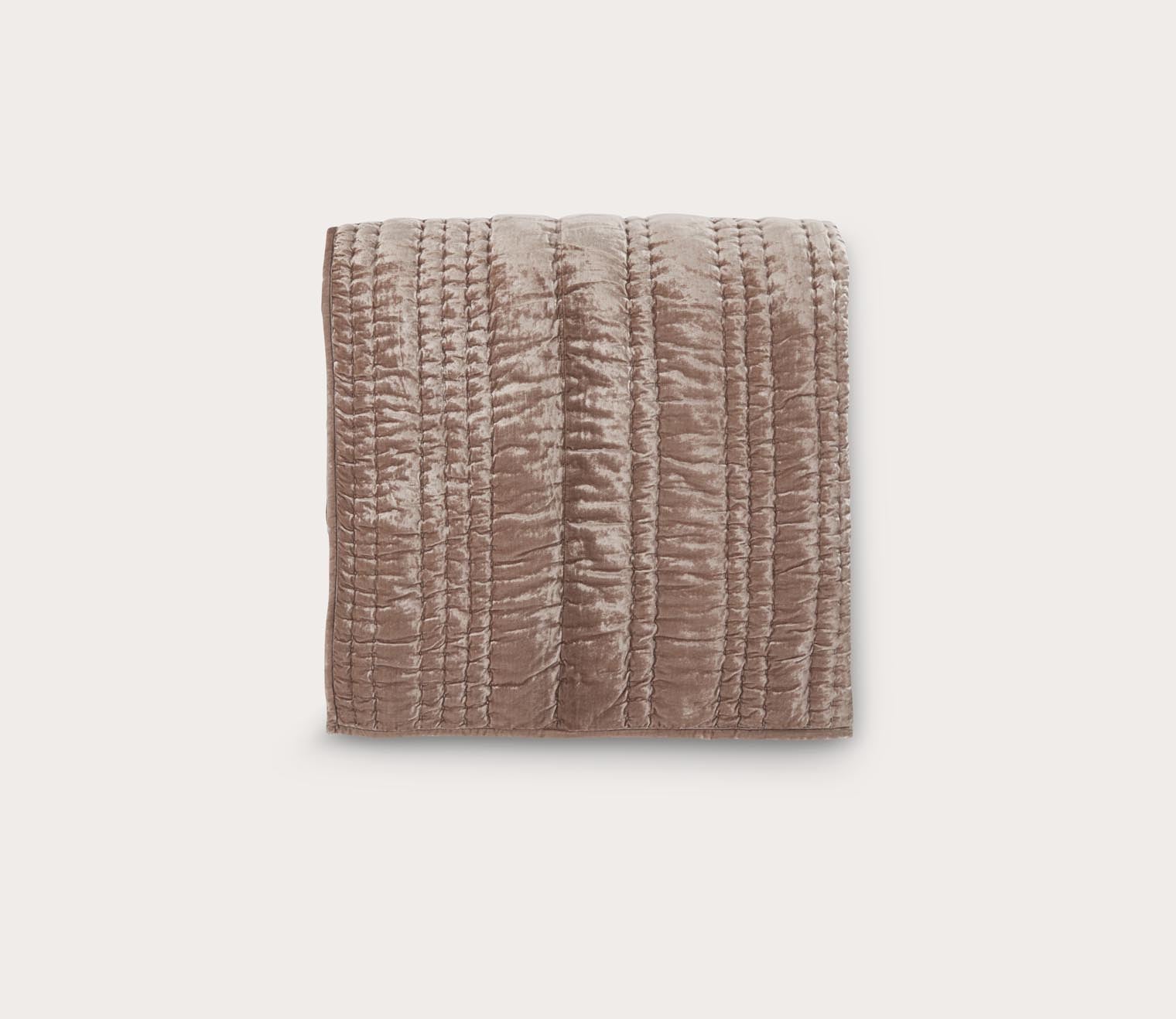 Villa by Classic Home Seville Velvet Pillow Sham by Villa by Classic Home