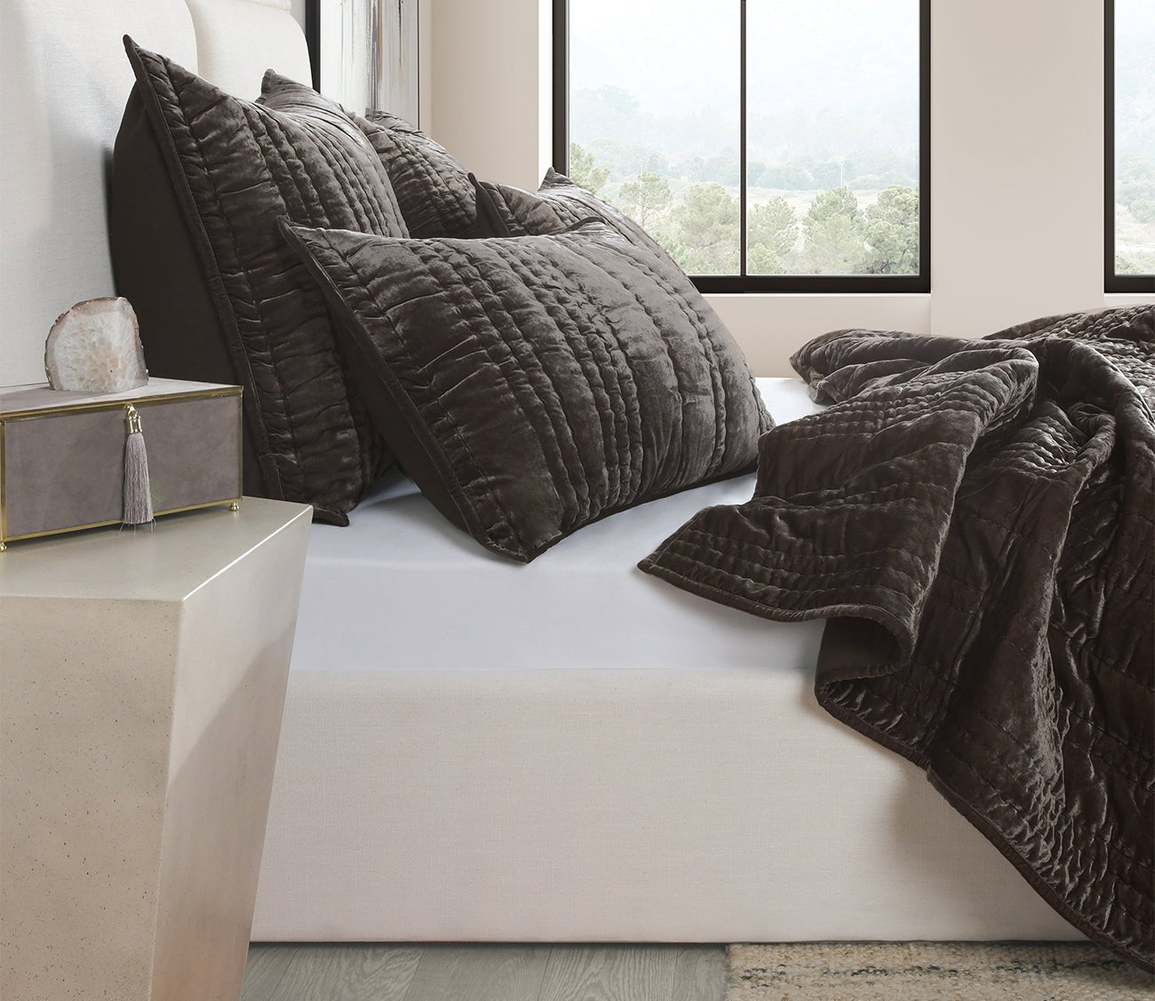 Villa by Classic Home Seville Velvet Pillow Sham by Villa by Classic Home