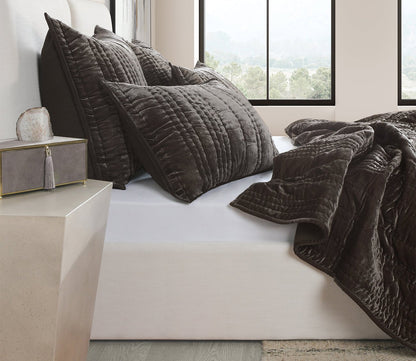 Villa by Classic Home Seville Velvet Pillow Sham by Villa by Classic Home