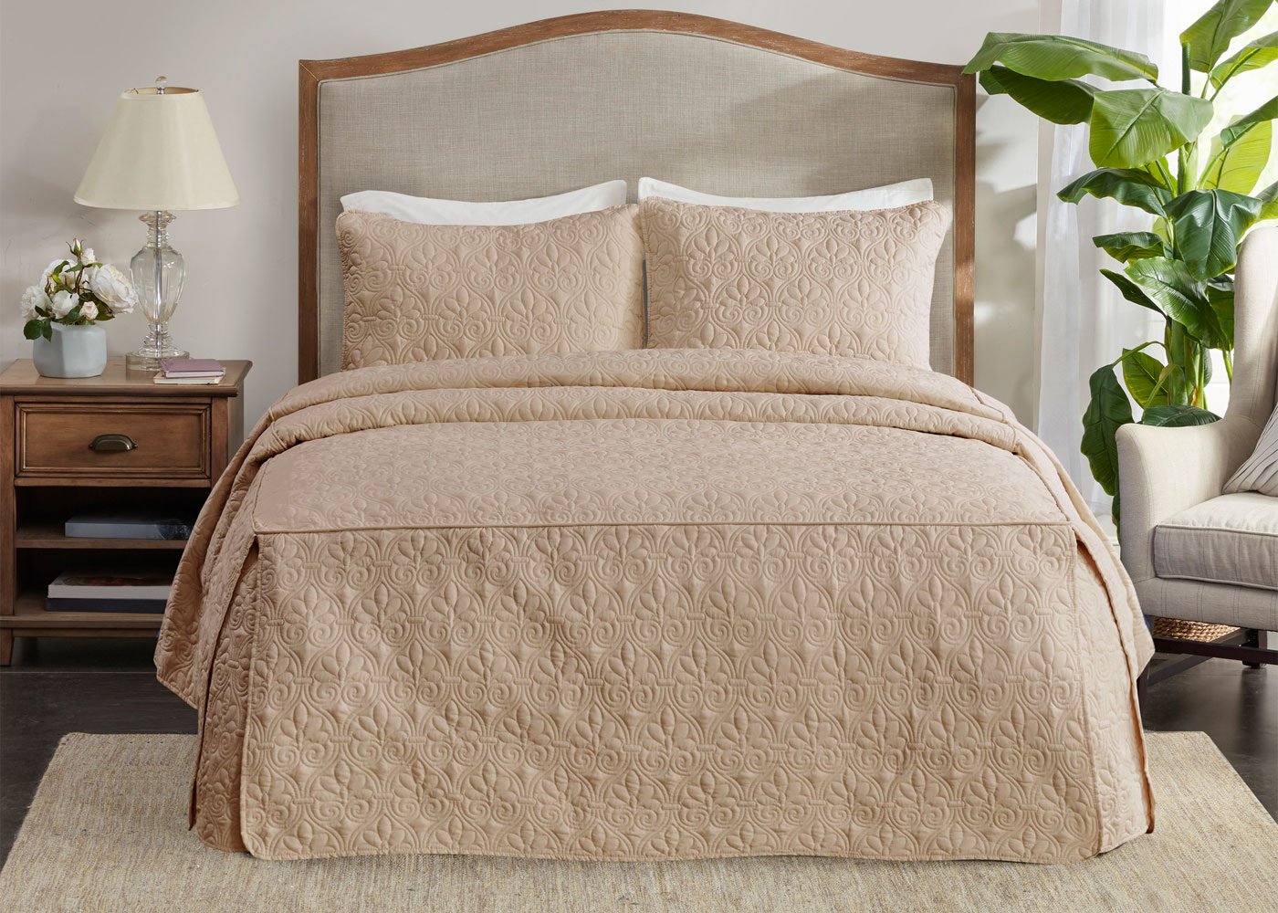 Quebec Fitted Microfiber 3-Piece Bedspread Set by Madison Park