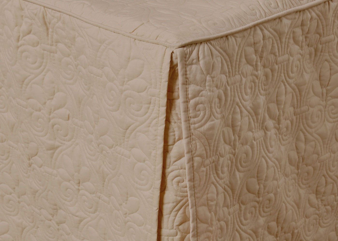 Quebec Fitted Microfiber 3-Piece Bedspread Set by Madison Park