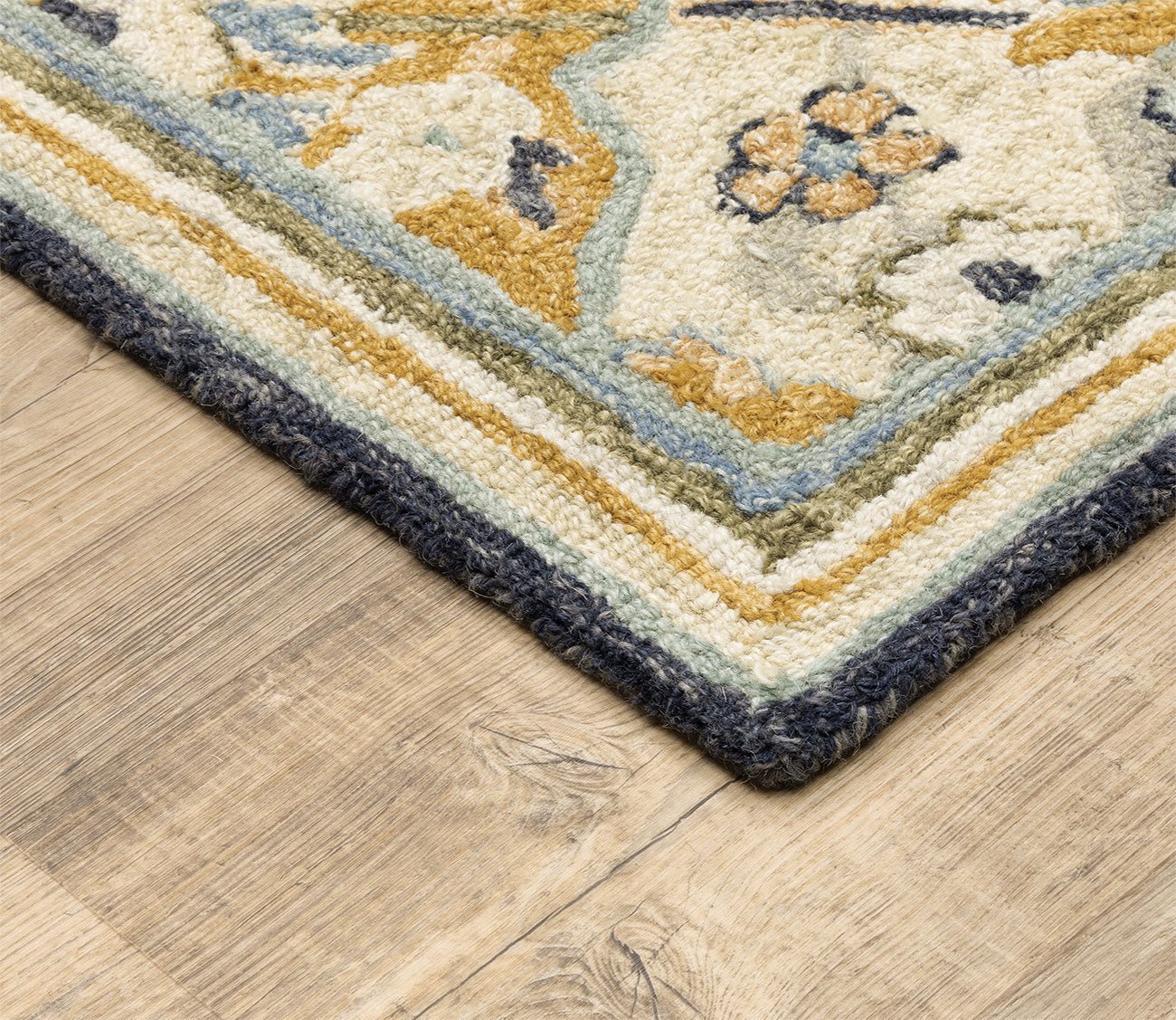 Alfresco Traditional Blue Tile Medallion Rug by Oriental Weavers