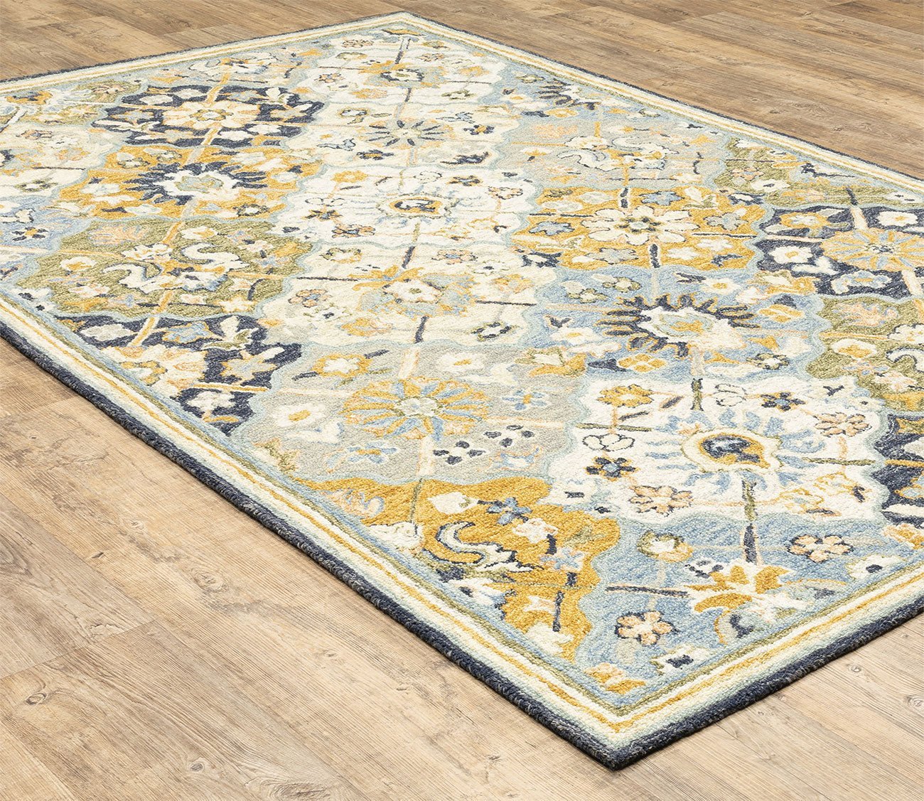 Alfresco Traditional Blue Tile Medallion Rug
