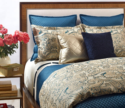 Arabesque Paisley Jacquard 3-Piece Duvet Cover Set by Ann Gish