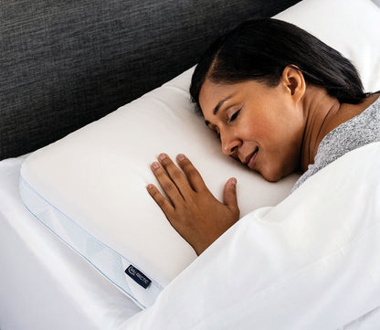 Arctic Cooling Memory Foam Pillow by Serta