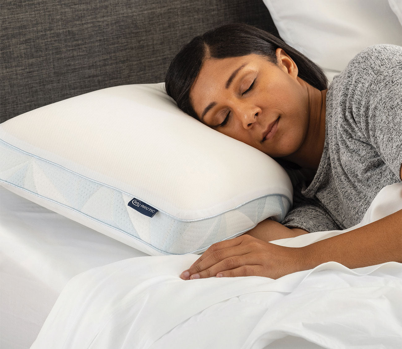 Arctic Cooling Memory Foam Pillow by Serta