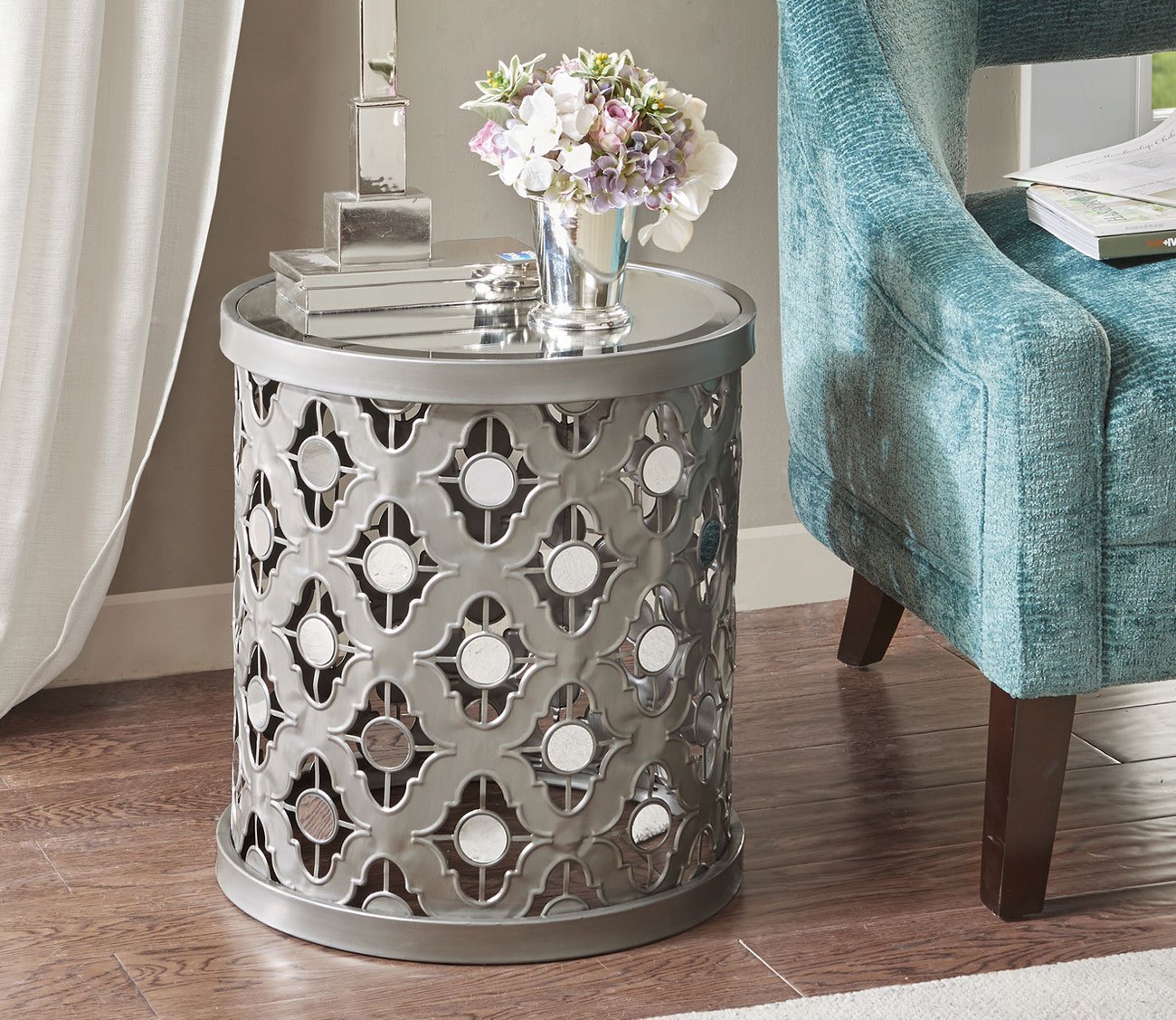 Arian Quatrefoil Mirrored Accent Table