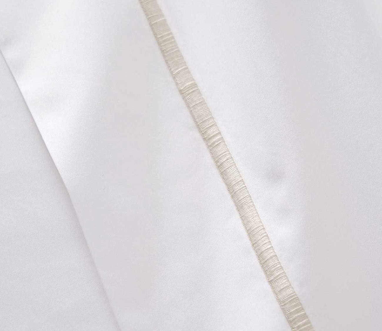 Athena Cotton Percale Flat Sheet by Yves Delorme